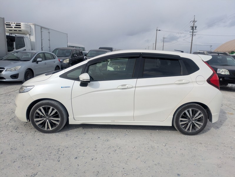 HONDA	FIT