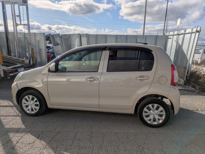 TOYOTA	PASSO