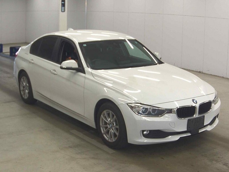 BMW	3 SERIES