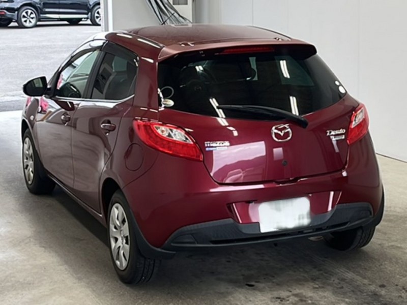 MAZDA	DEMIO