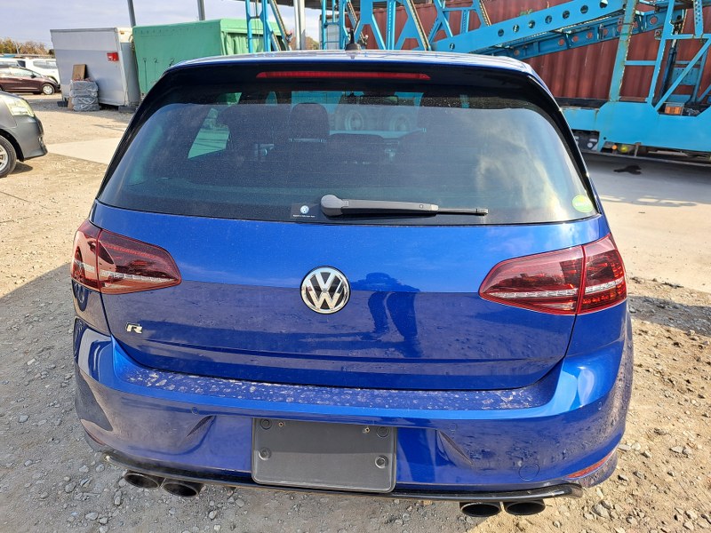 VOLKSWAGEN	GOLF
