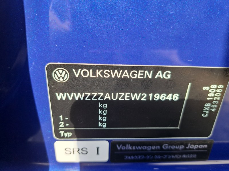VOLKSWAGEN	GOLF