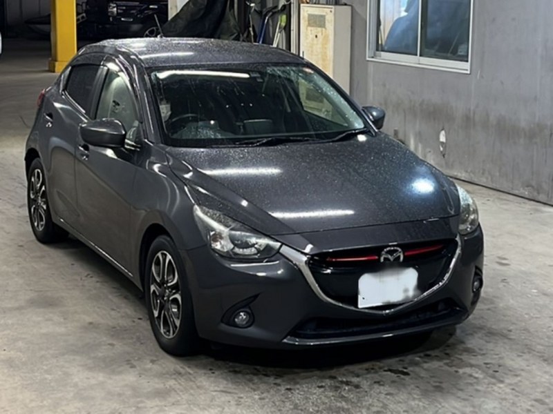 MAZDA	DEMIO