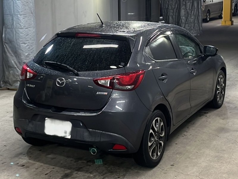 MAZDA	DEMIO