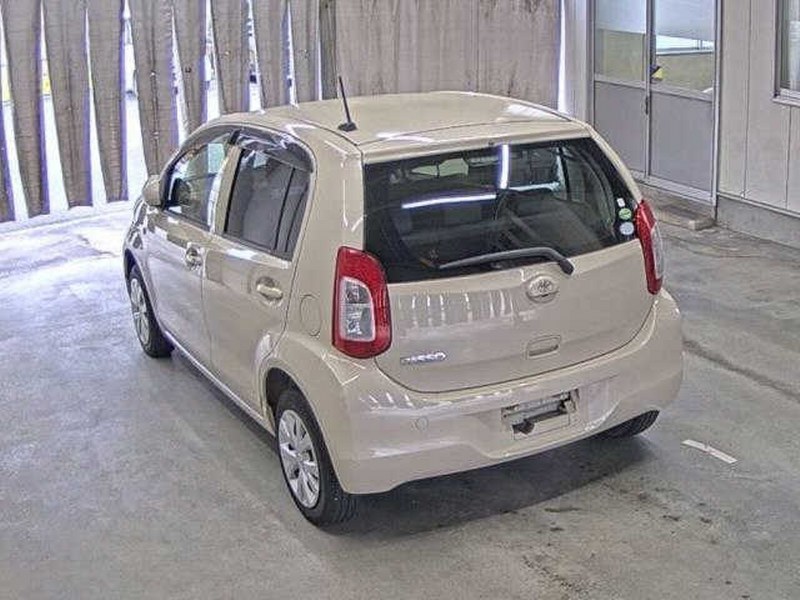 TOYOTA	PASSO