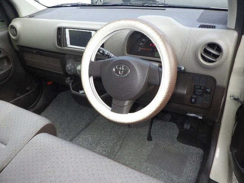 TOYOTA	PASSO