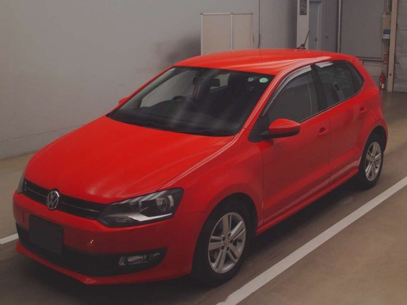 VOLKSWAGEN	POLO