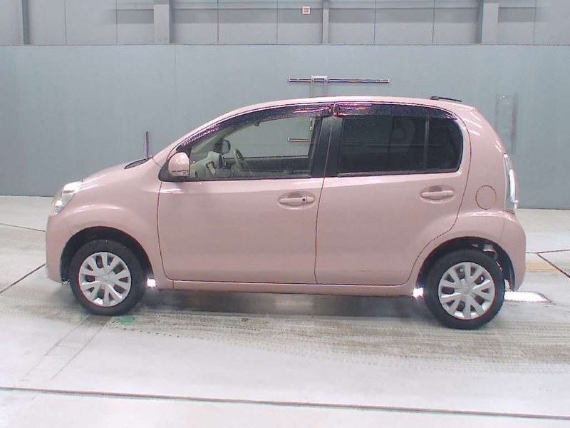 TOYOTA	PASSO