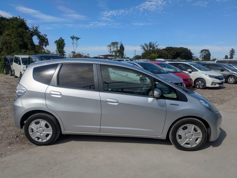 HONDA	FIT
