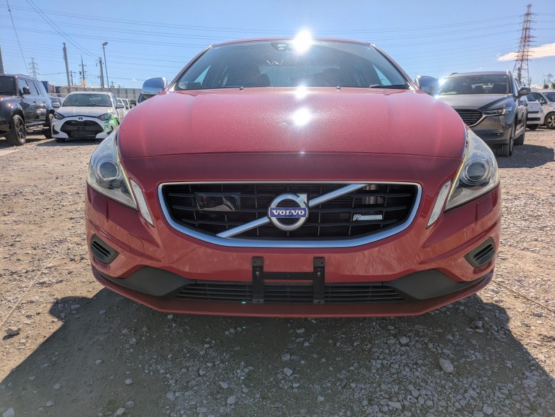 VOLVO	S60