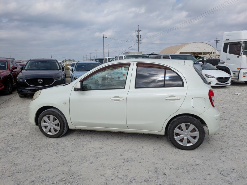 NISSAN	MARCH