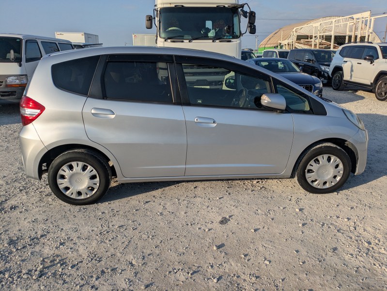 HONDA	FIT