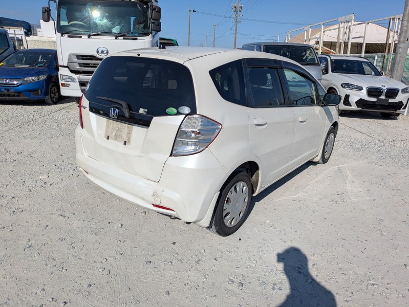 HONDA	FIT