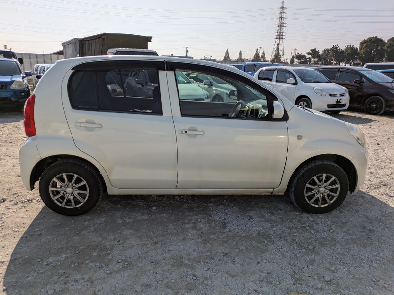 TOYOTA	PASSO