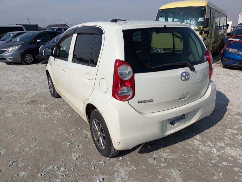 TOYOTA	PASSO
