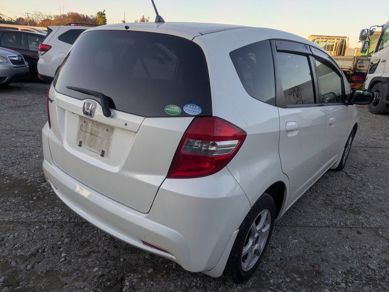HONDA	FIT