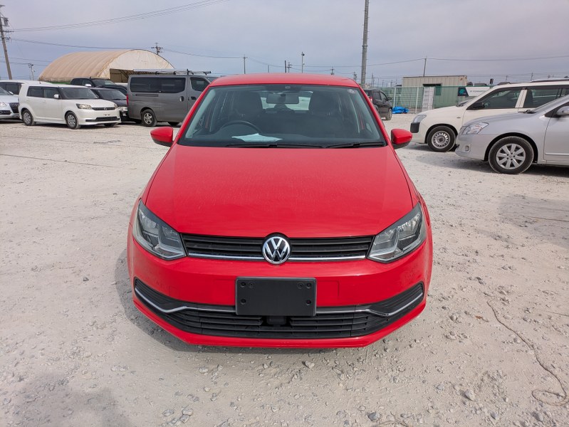 VOLKSWAGEN	POLO