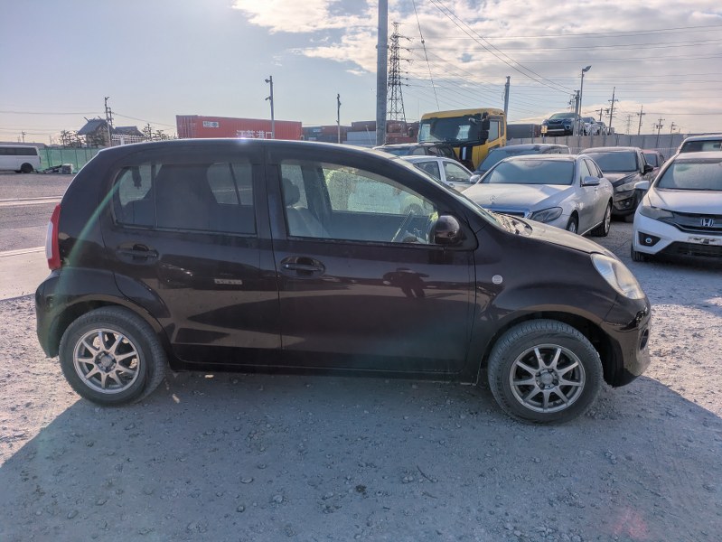 TOYOTA	PASSO