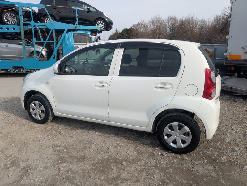 TOYOTA	PASSO