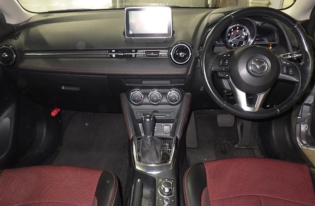 MAZDA	DEMIO