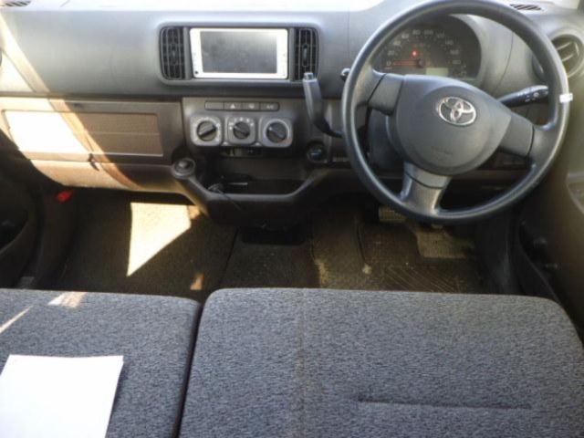TOYOTA	PASSO