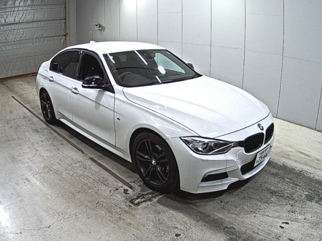 BMW	3 SERIES