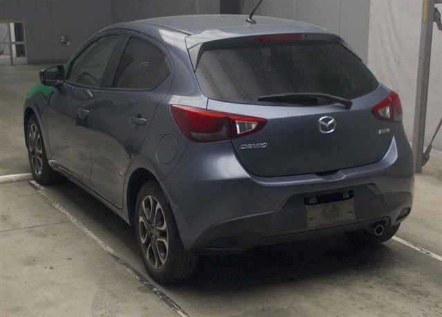 MAZDA	DEMIO