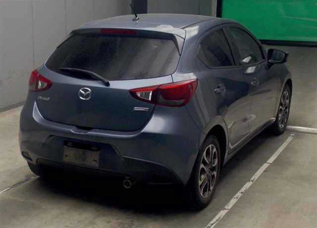 MAZDA	DEMIO