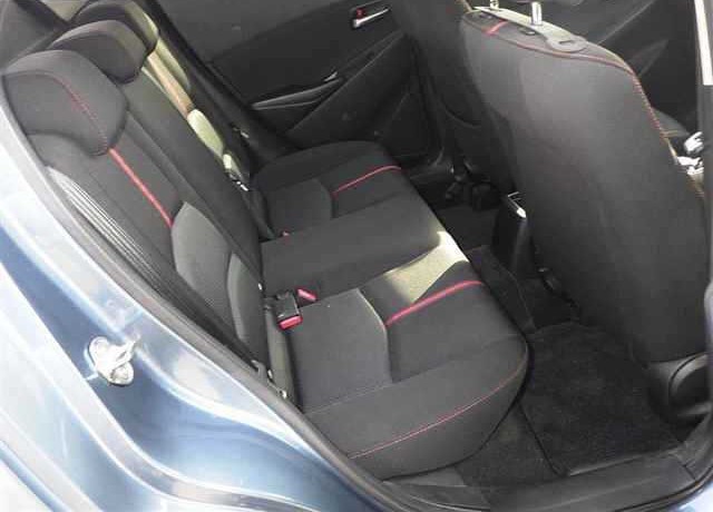 MAZDA	DEMIO