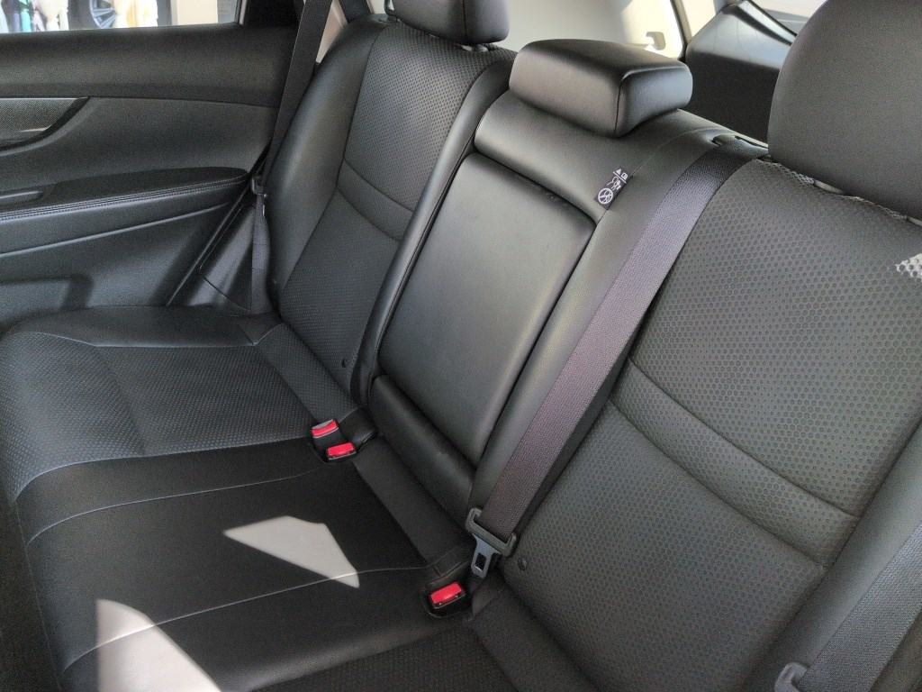 NISSAN	X-TRAIL