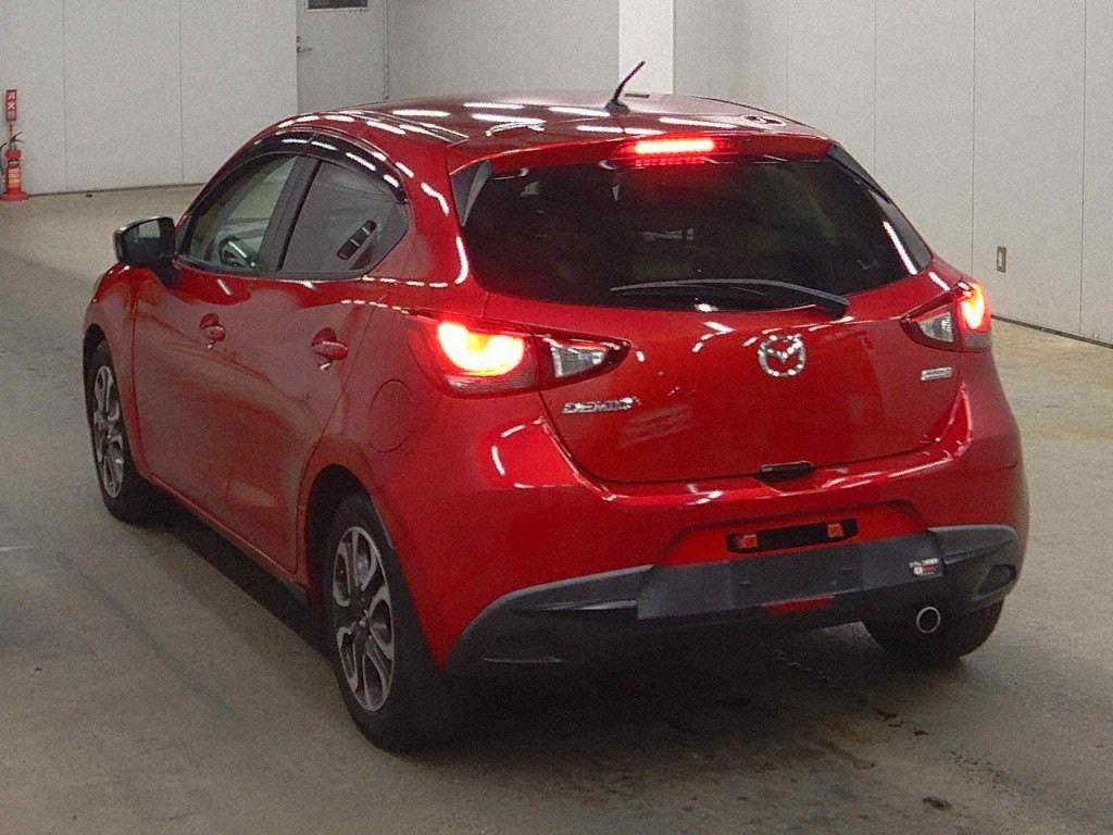 MAZDA	DEMIO