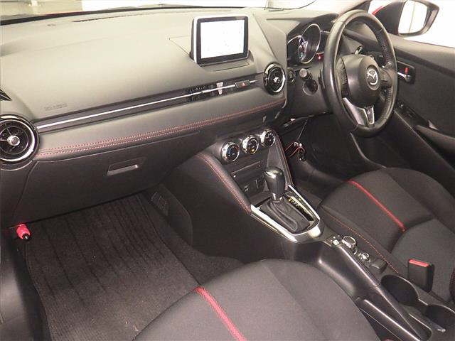 MAZDA	DEMIO