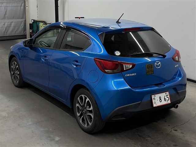 MAZDA	DEMIO