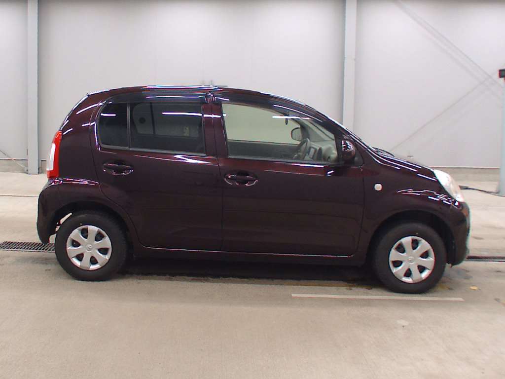 TOYOTA	PASSO