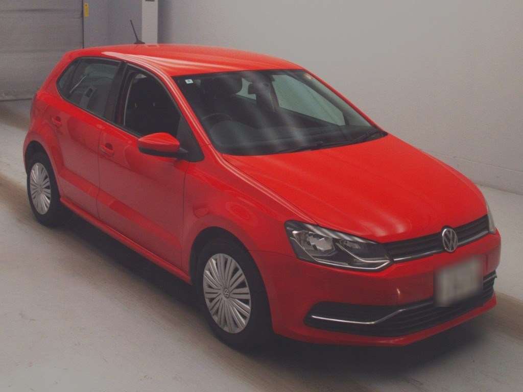 VOLKSWAGEN	POLO