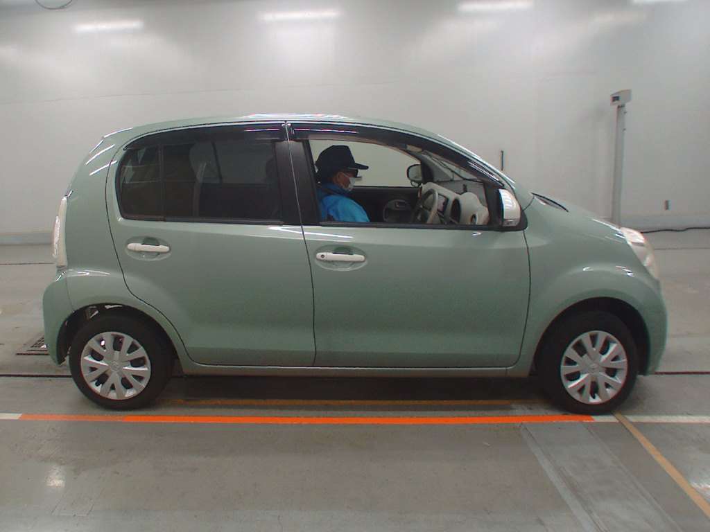 TOYOTA	PASSO