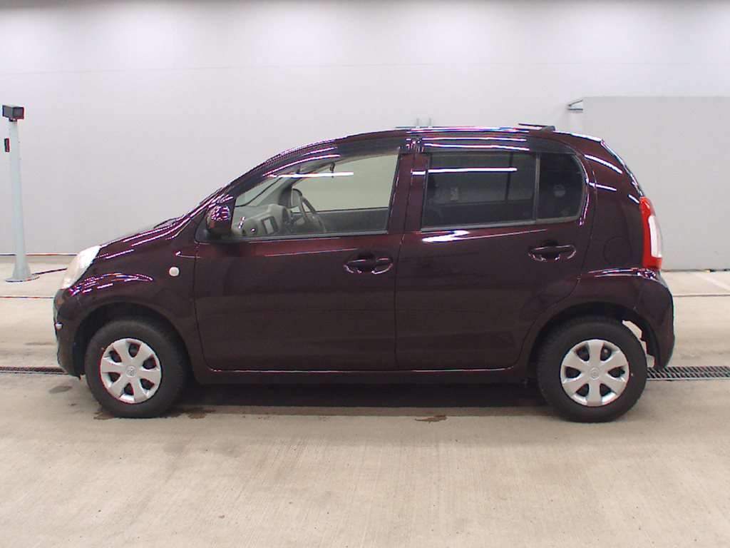 TOYOTA	PASSO