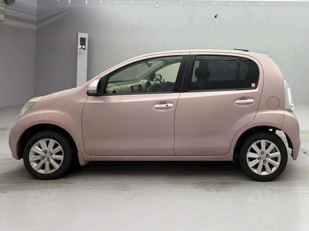 TOYOTA	PASSO