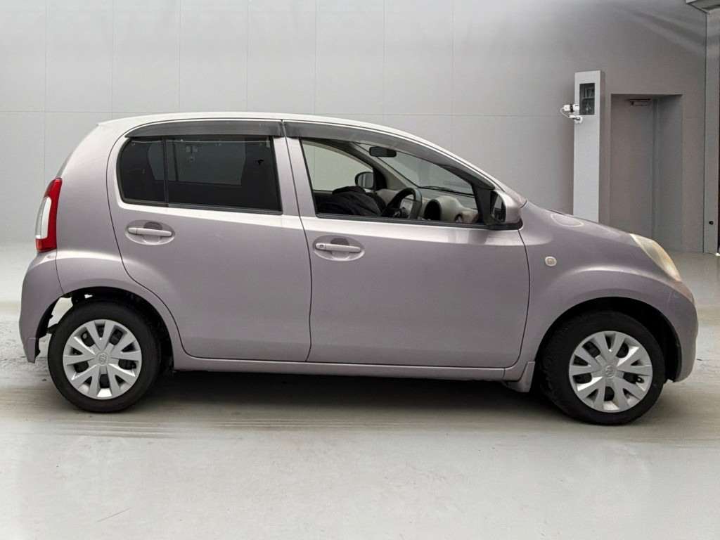 TOYOTA	PASSO