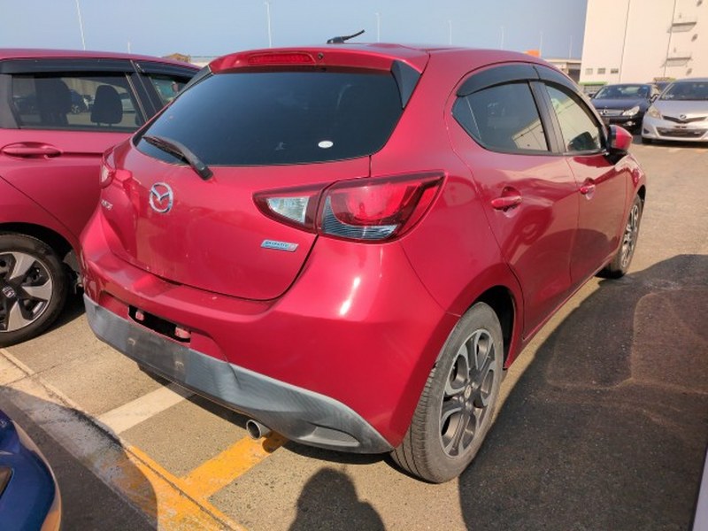 MAZDA	DEMIO