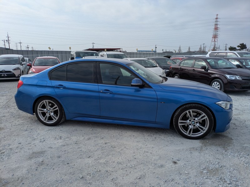 BMW	3 SERIES