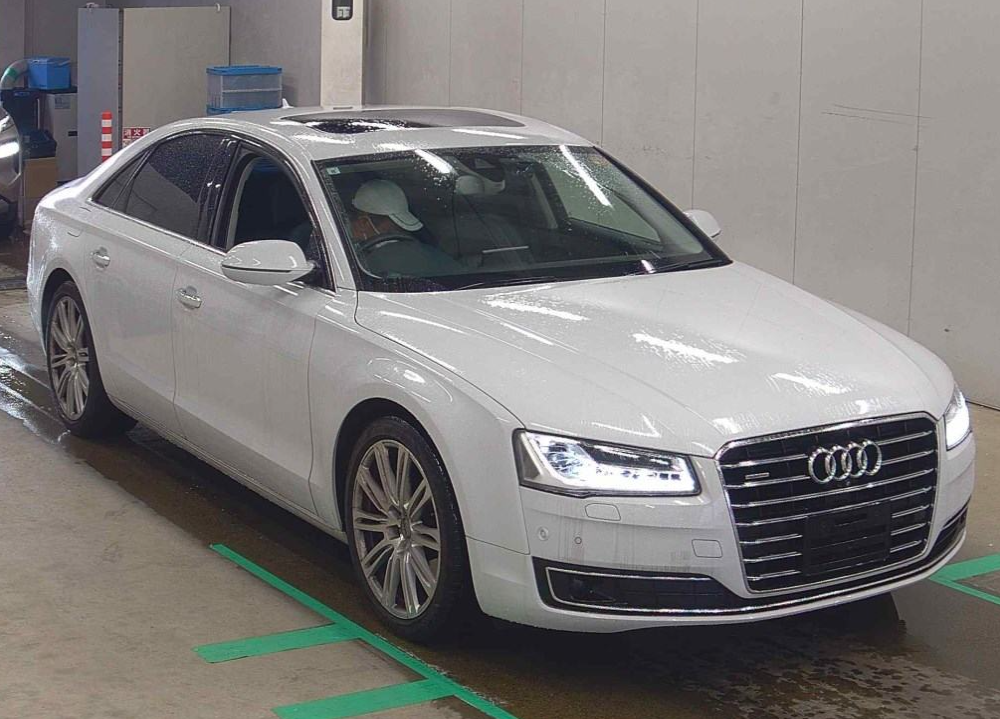 AUDI A8 S-LINE