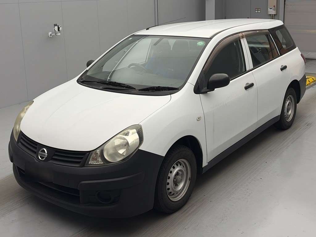 NISSAN AD VAN