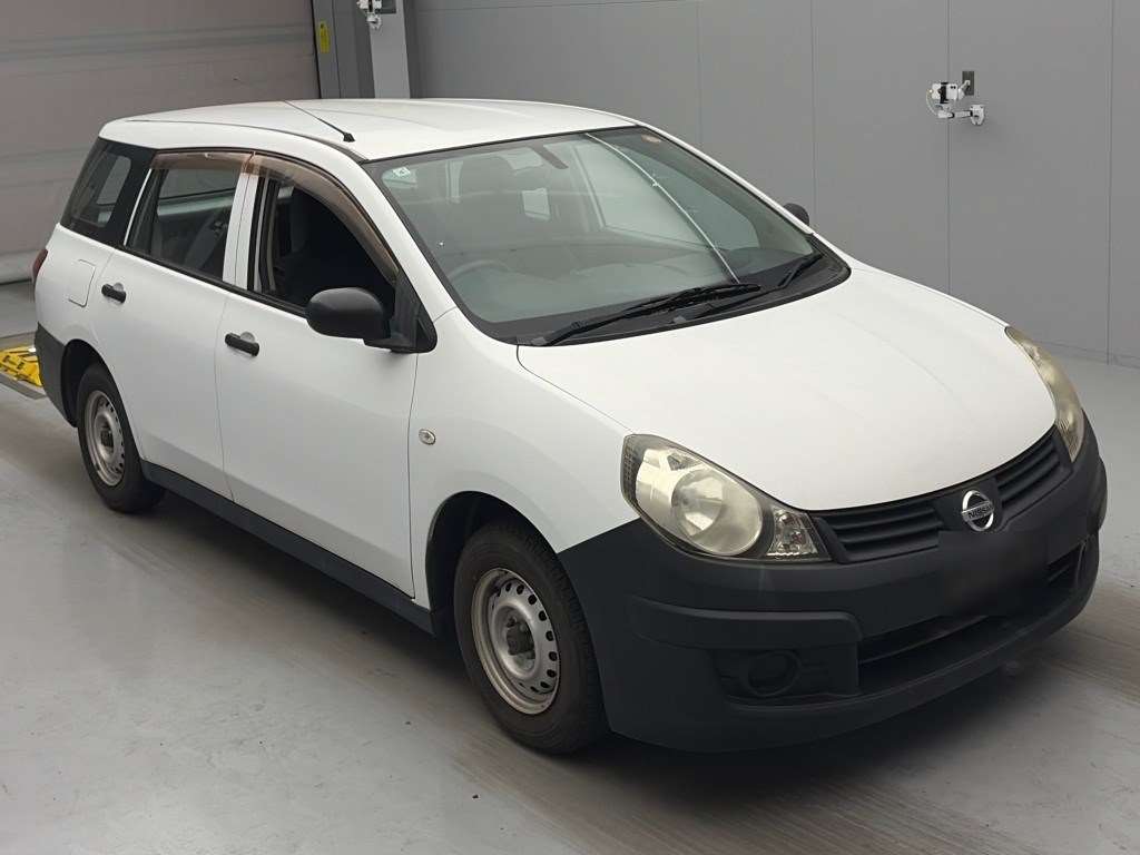 NISSAN AD VAN