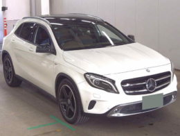 Mercedes GLA 250