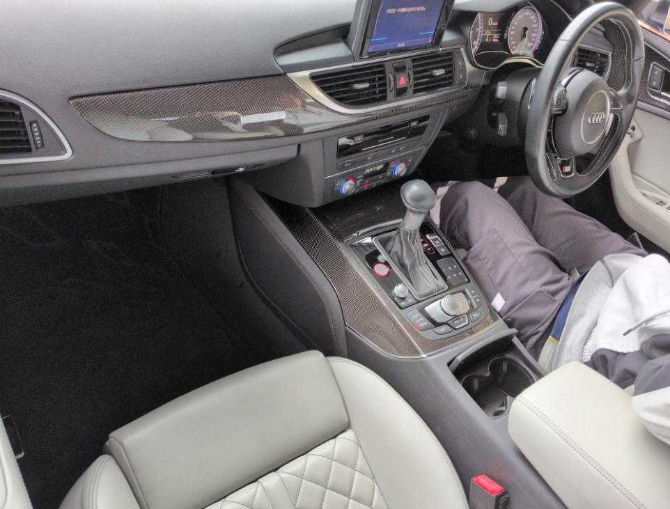 Audi S6
