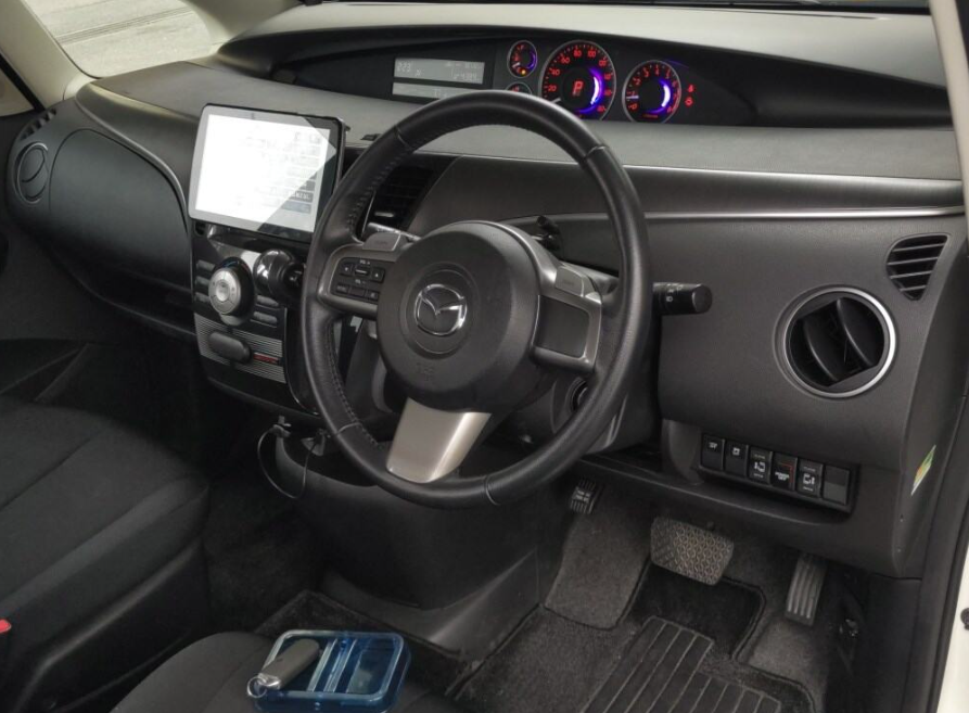 Mazda Biante