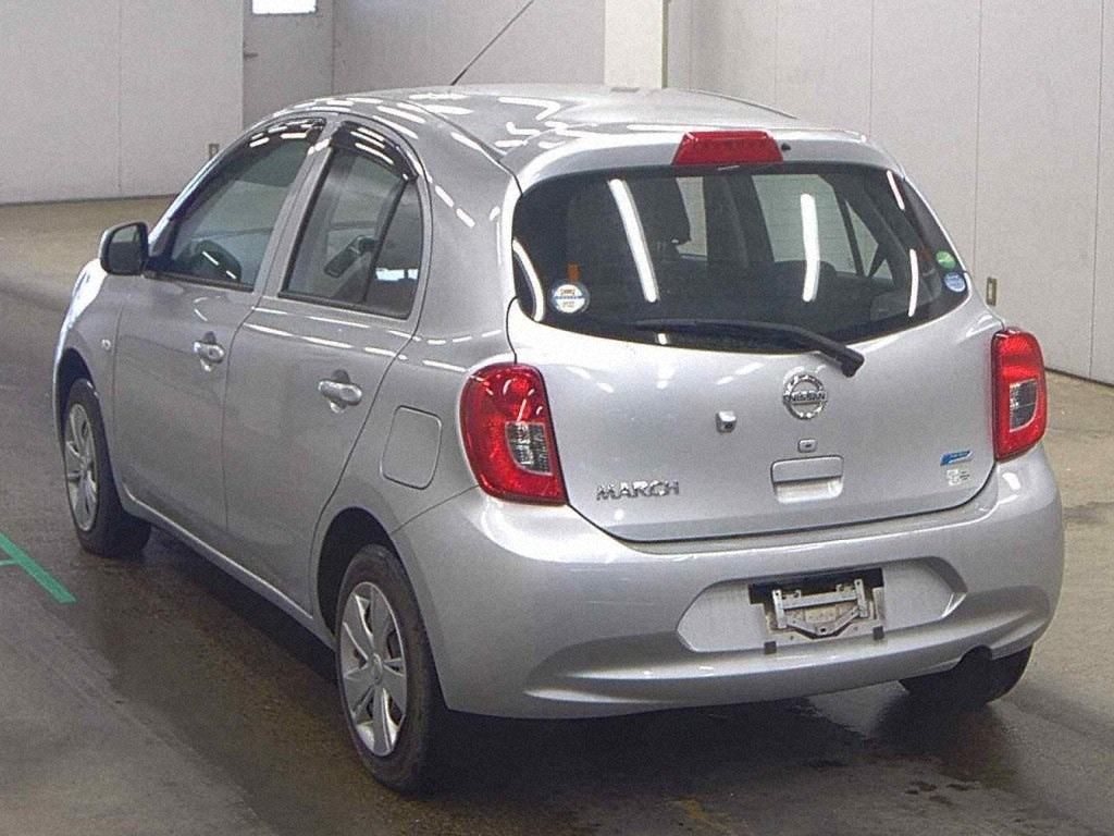 Nissan March