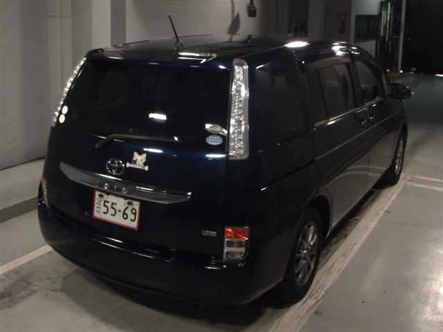 TOYOTA ISIS