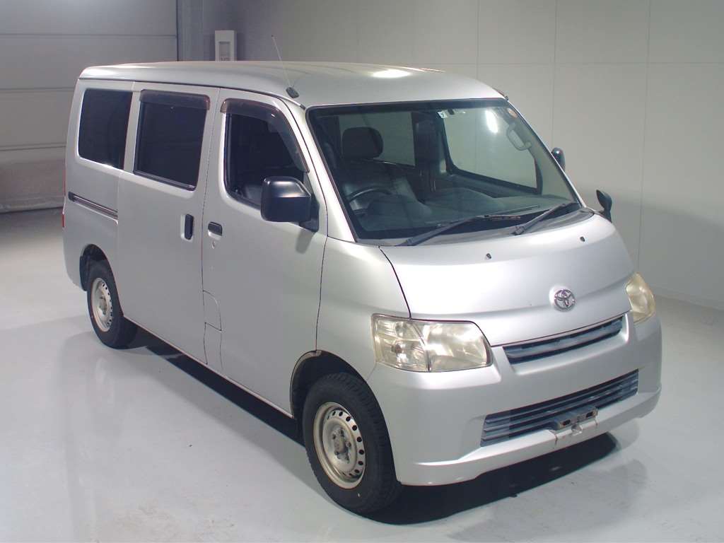 TOYOTA TOWNACE